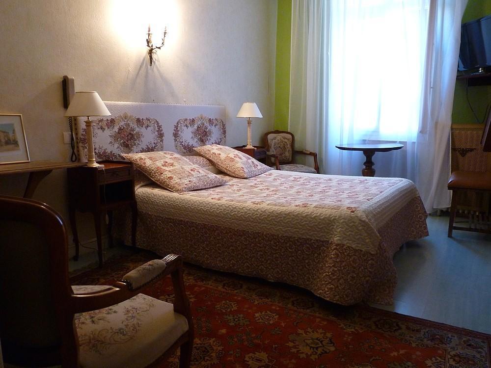 Hotel Le Mont Royal Réalmont Екстериор снимка