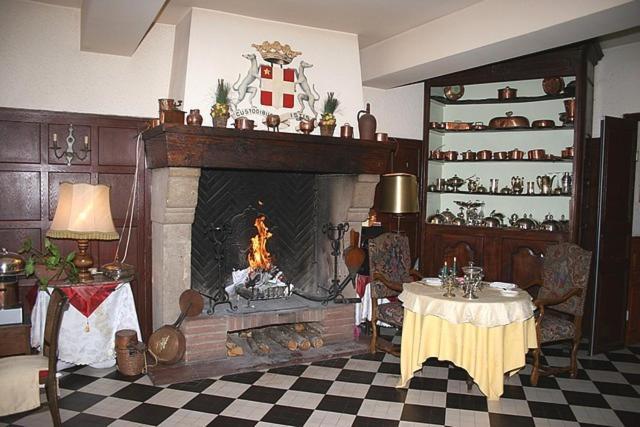Hotel Le Mont Royal Réalmont Екстериор снимка